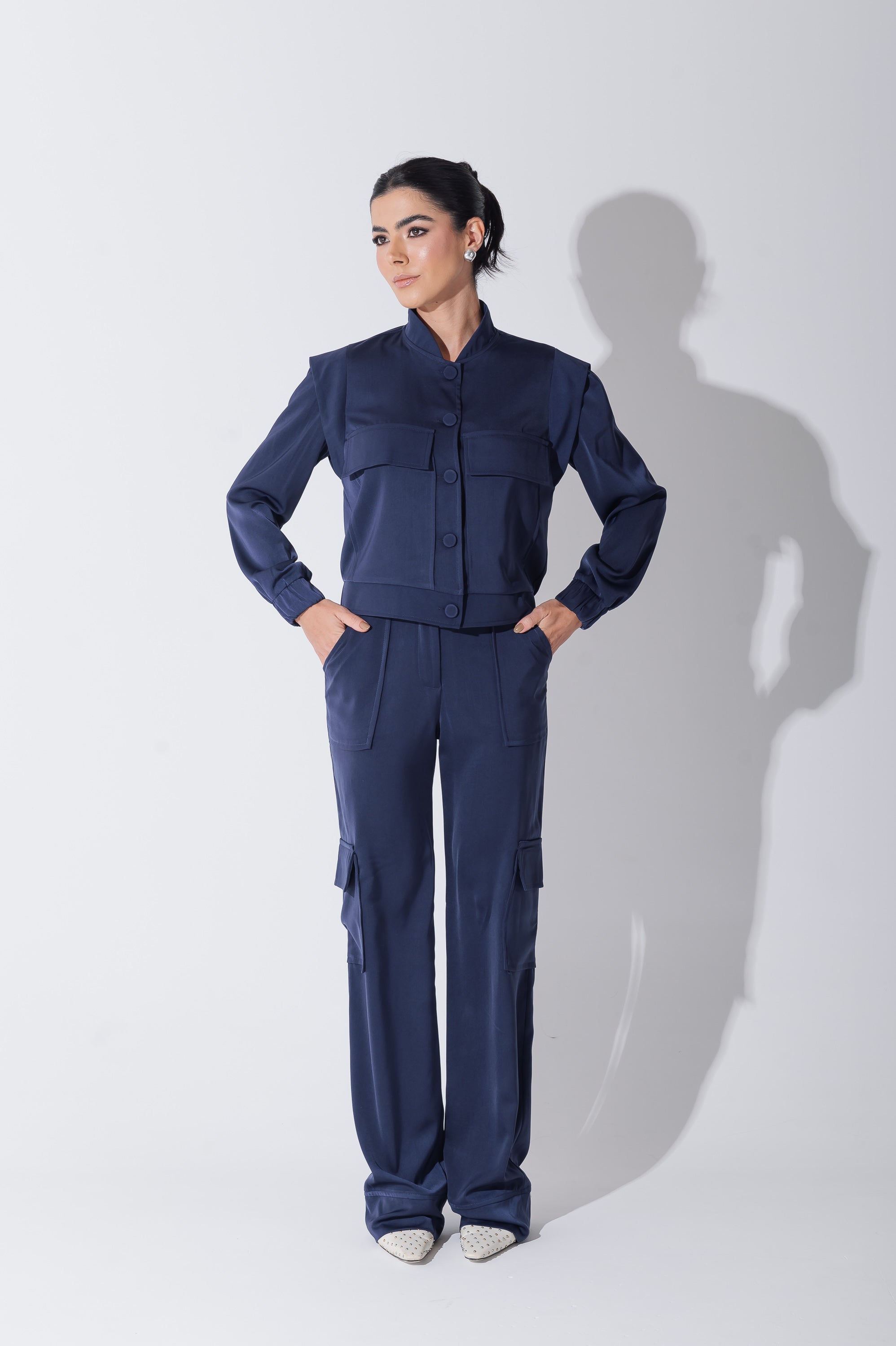 Calça Cargo Alfaiataria Brunelle Azul Marinho Saphir