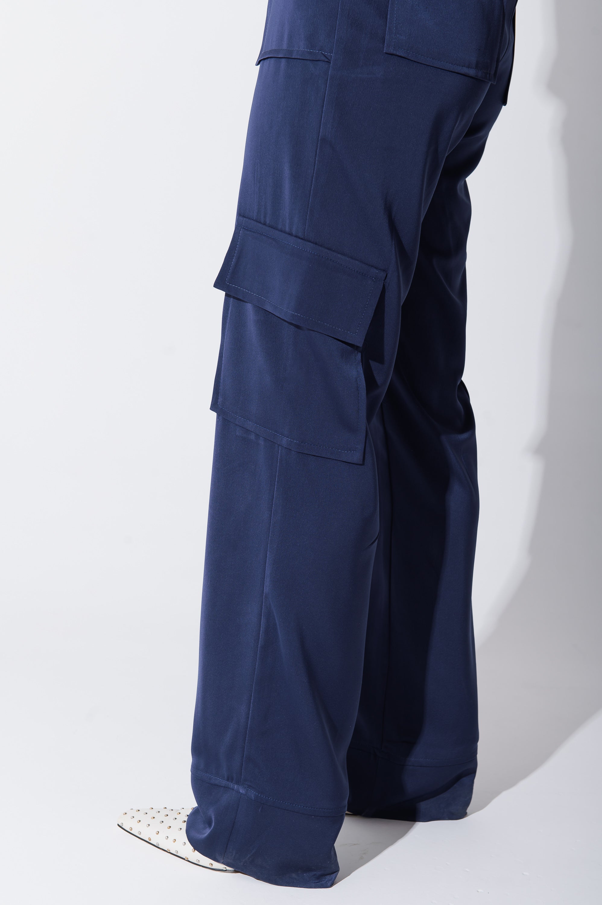 Calça Cargo Alfaiataria Brunelle Azul Marinho Saphir