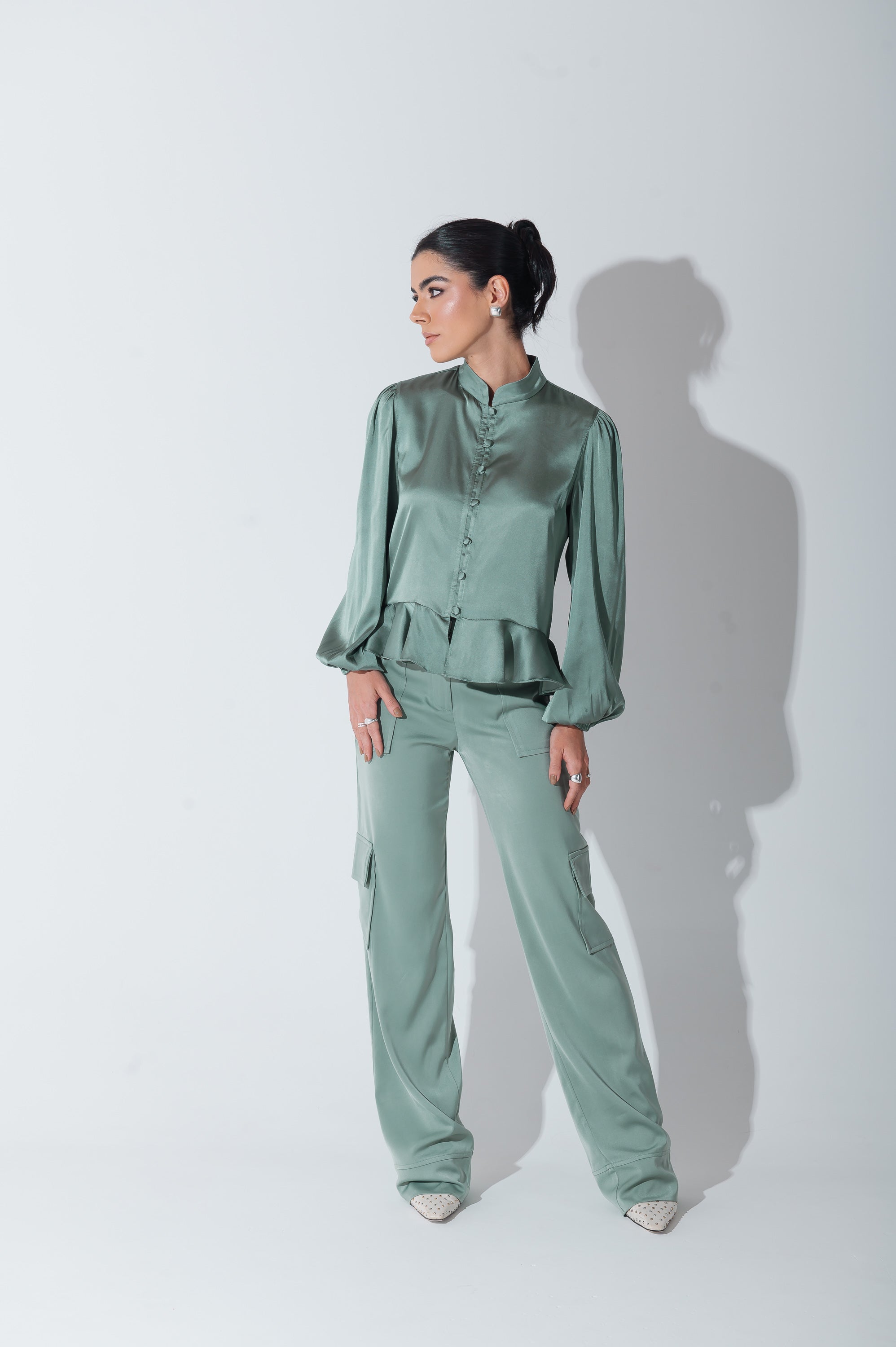 Camisa Acetinada Lisandra Verde Menta Saphir
