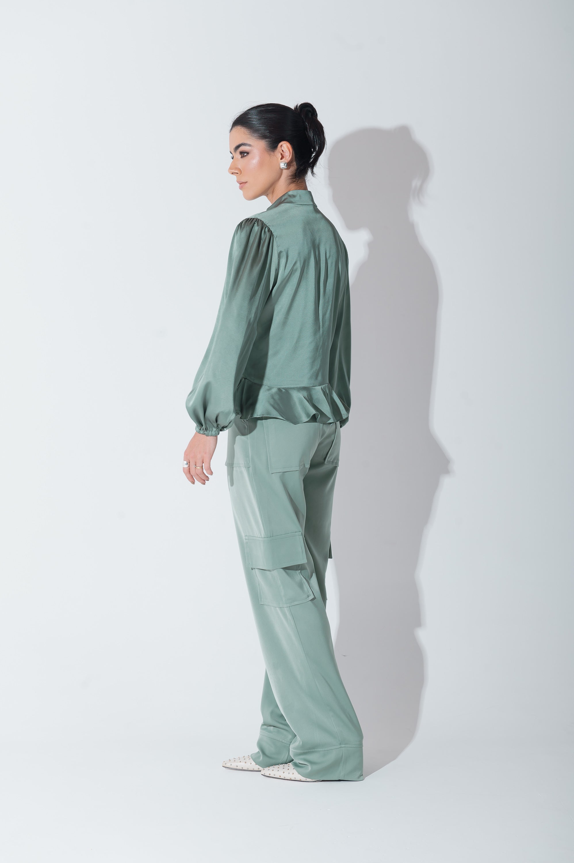 Camisa Acetinada Lisandra Verde Menta Saphir
