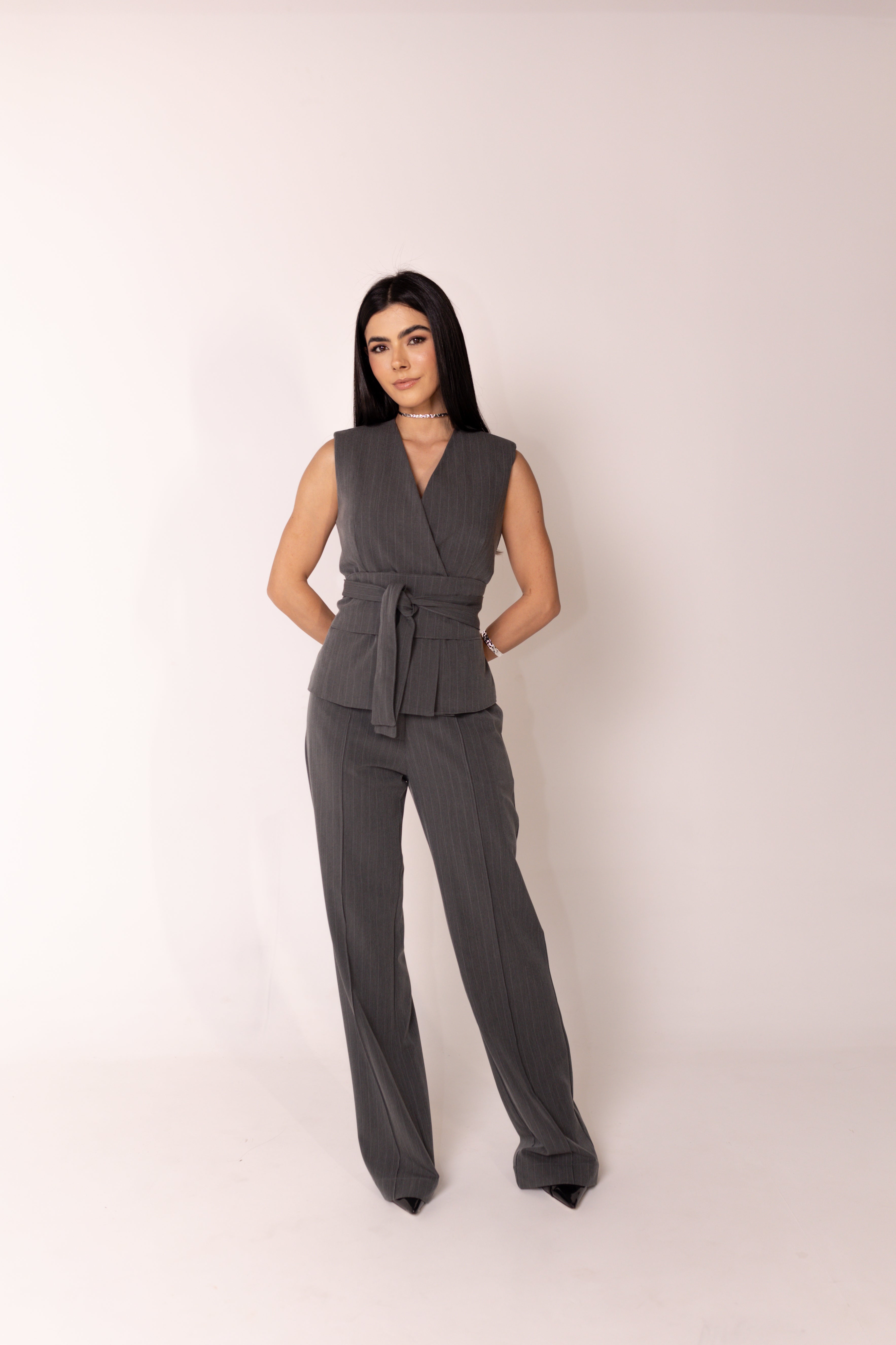 Calça Pantalona Rita Risca de Giz Grafite Saphir