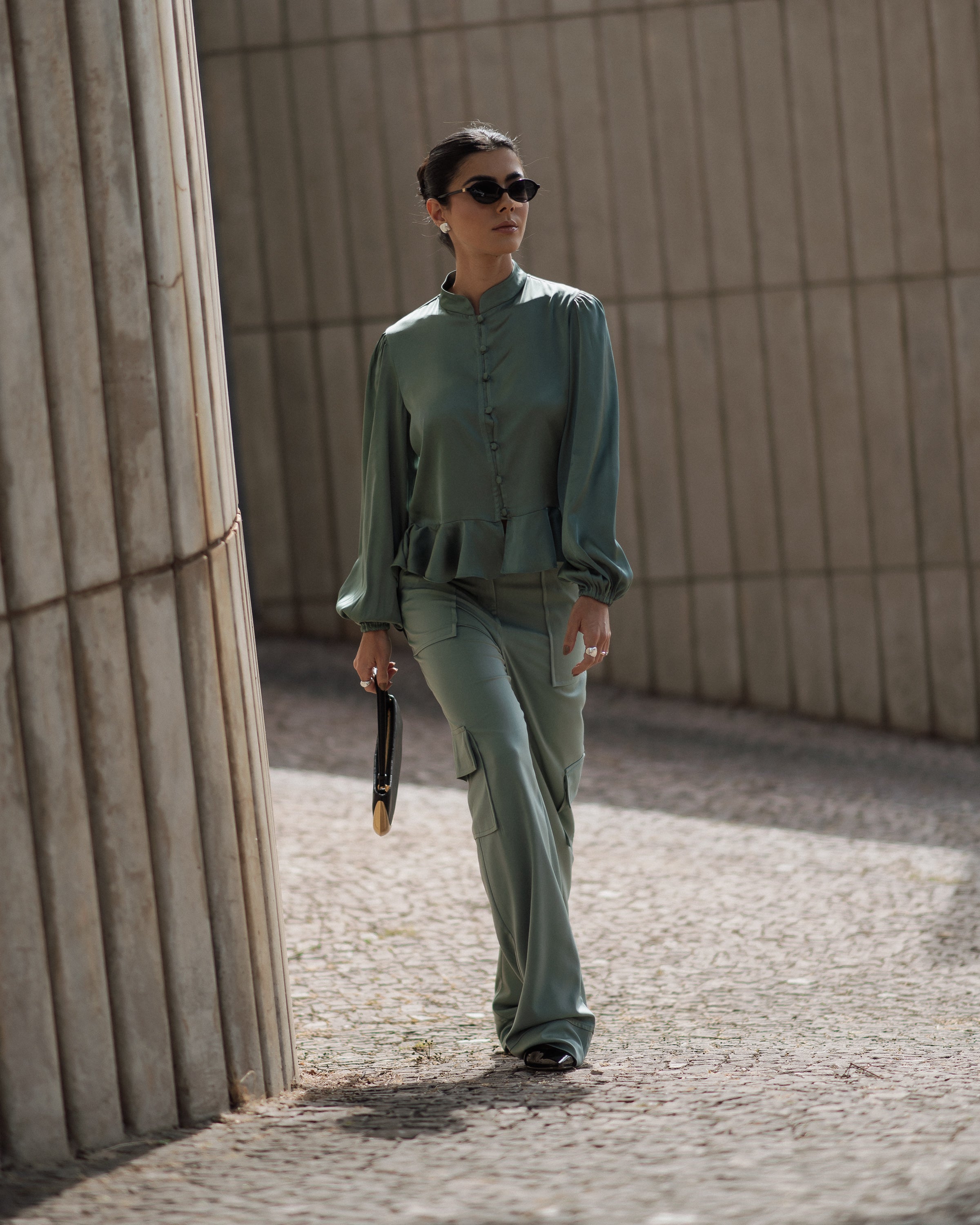 Camisa Acetinada Lisandra Verde Menta Saphir