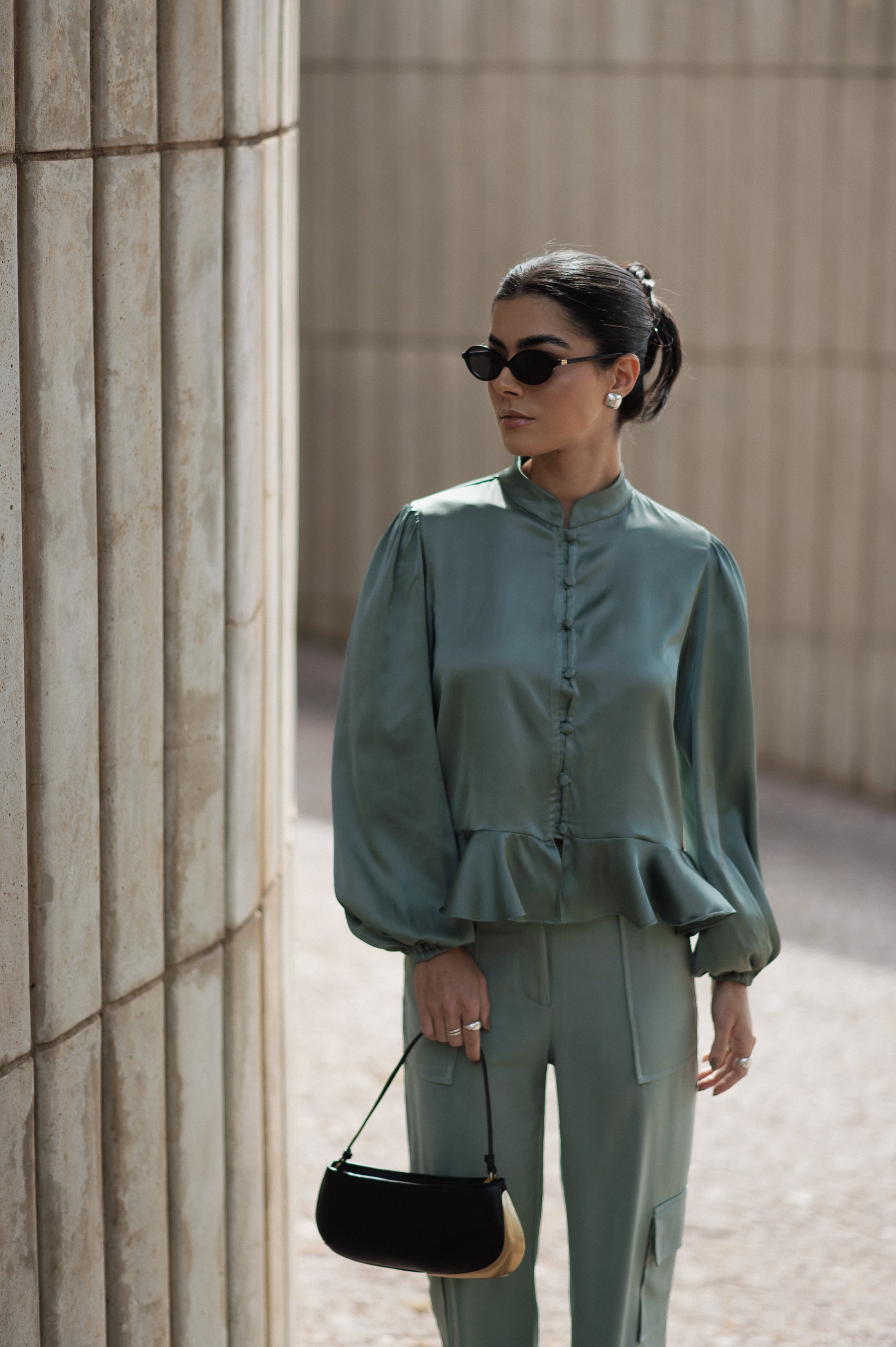 Camisa Acetinada Lisandra Verde Menta Saphir