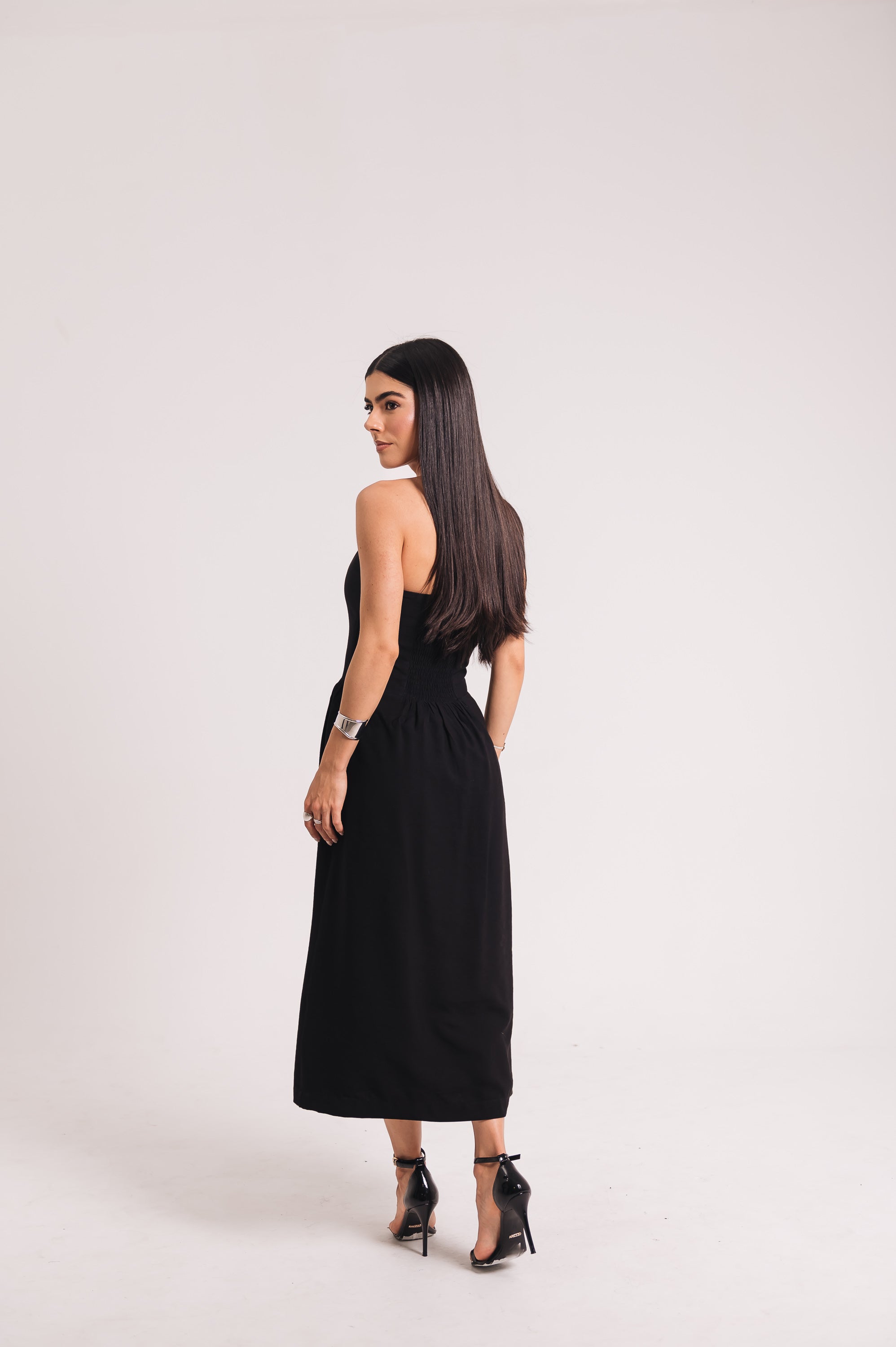 Vestido Midi Moniz Preto Saphir