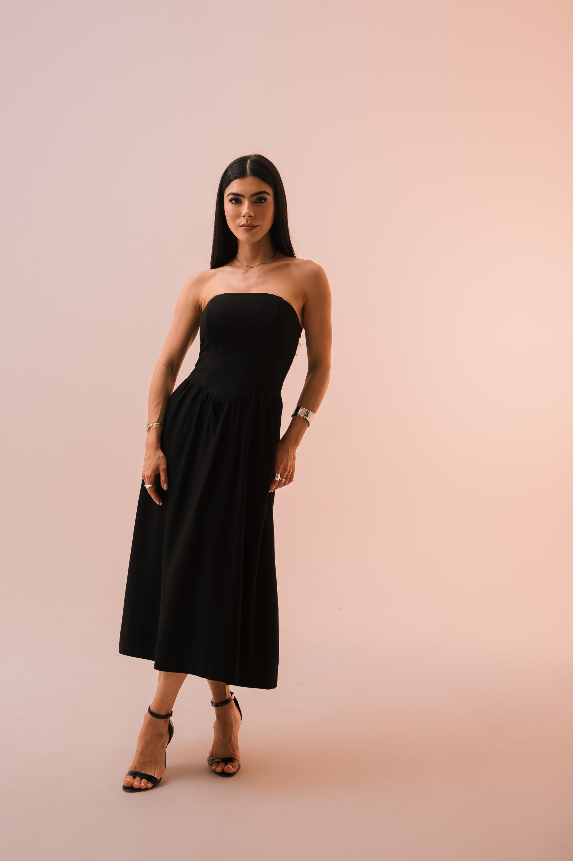 Vestido Midi Moniz Preto Saphir