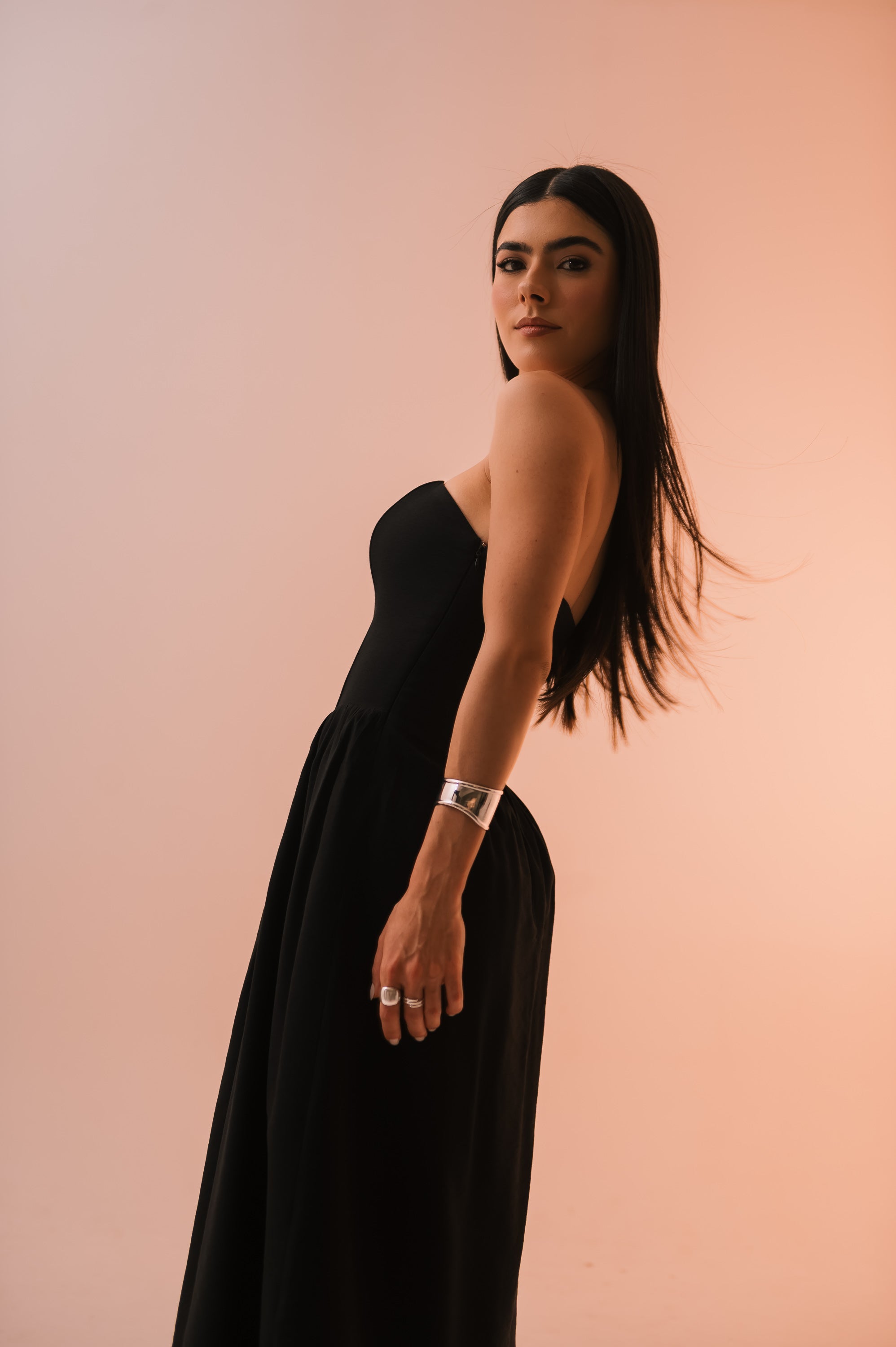 Vestido Midi Moniz Preto Saphir