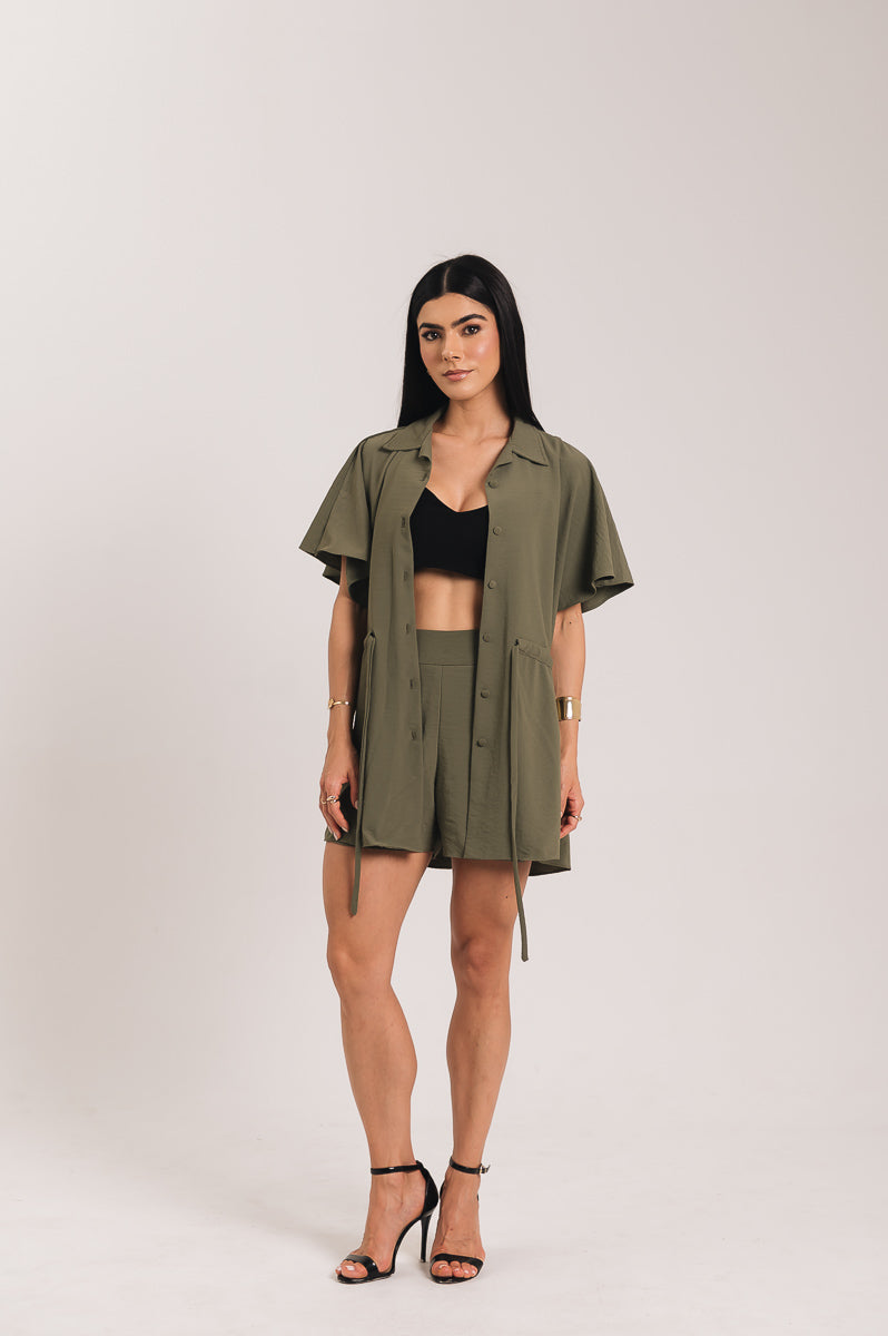 Short Alfaiataria Margot Verde Militar Saphir