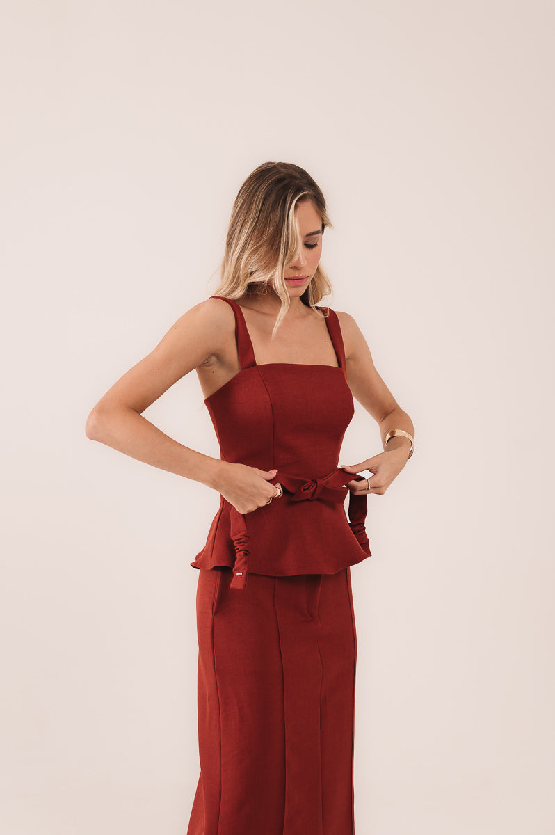 Blusa Peplum Cinto Removível Cora Goiabada Saphir