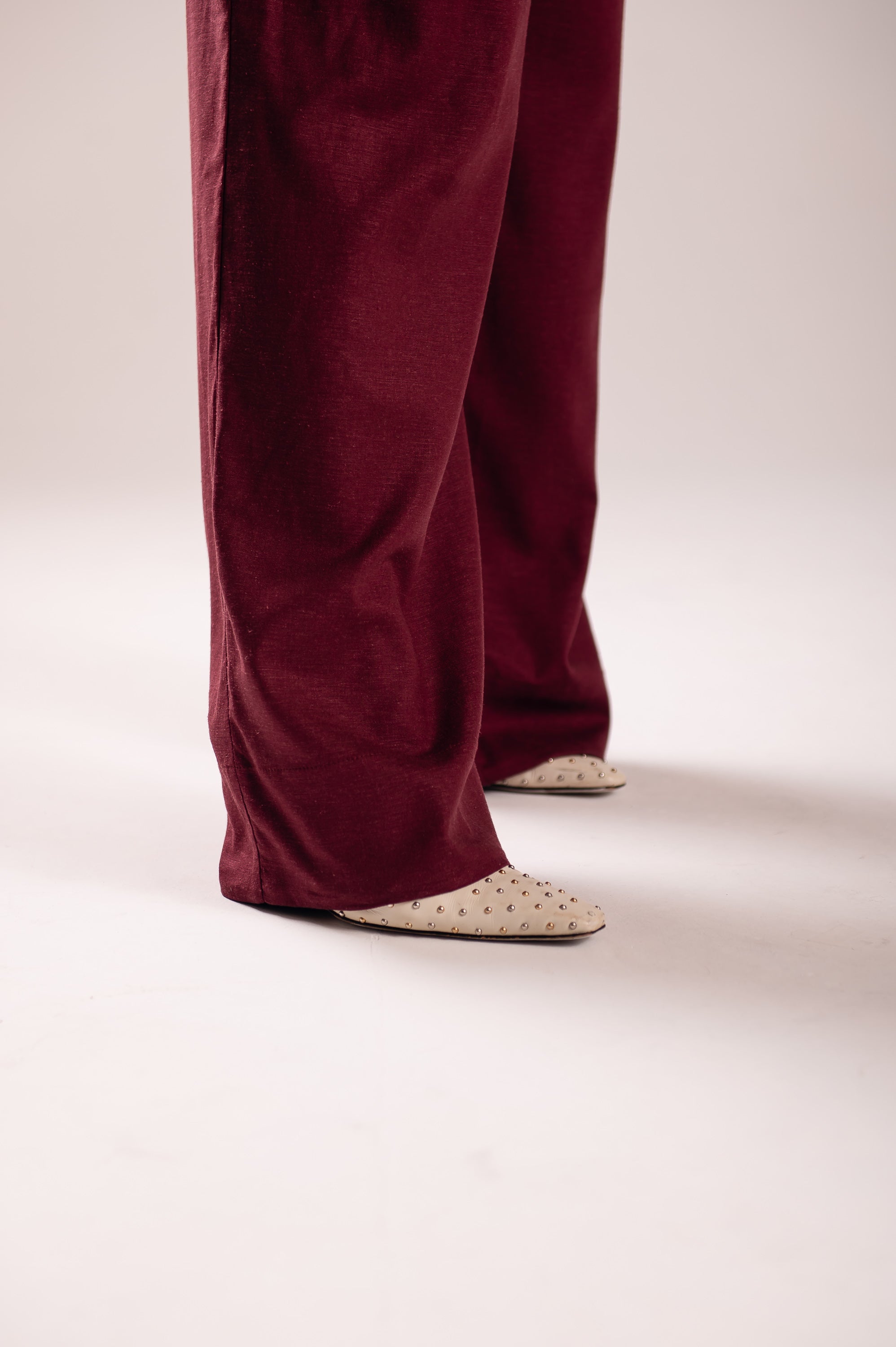 Calça Pantalona Linho Olívia Uva Saphir (Pré-Venda)